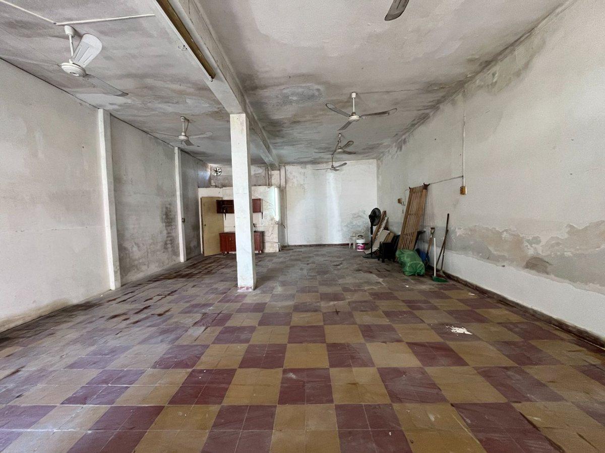 Foto de Local comercial al frente + construcción a termina, imagen 2