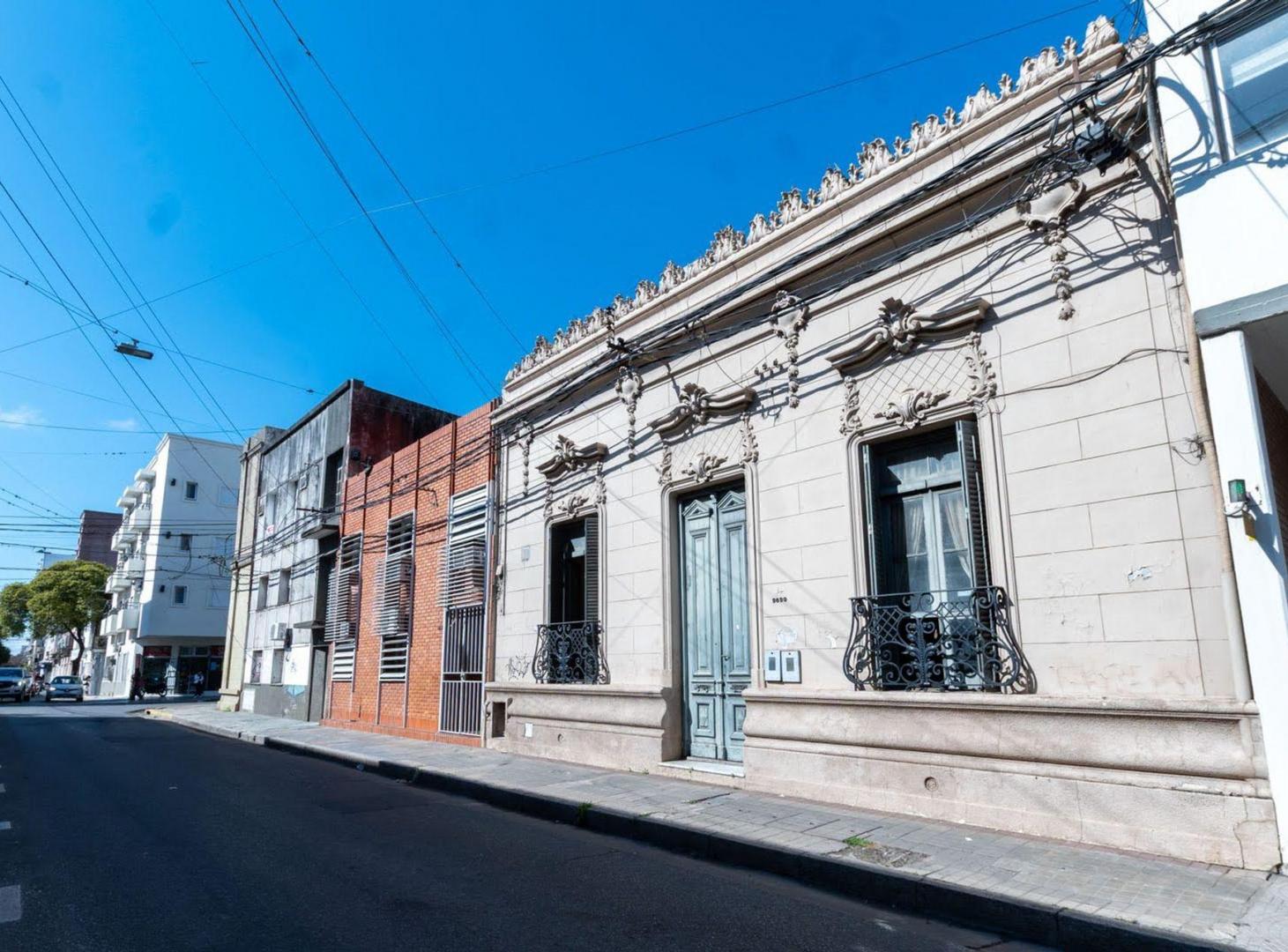 Foto de VENTA DE CASA 3 DORMITORIOS BARRIO CONSTITUYENTES, imagen 2