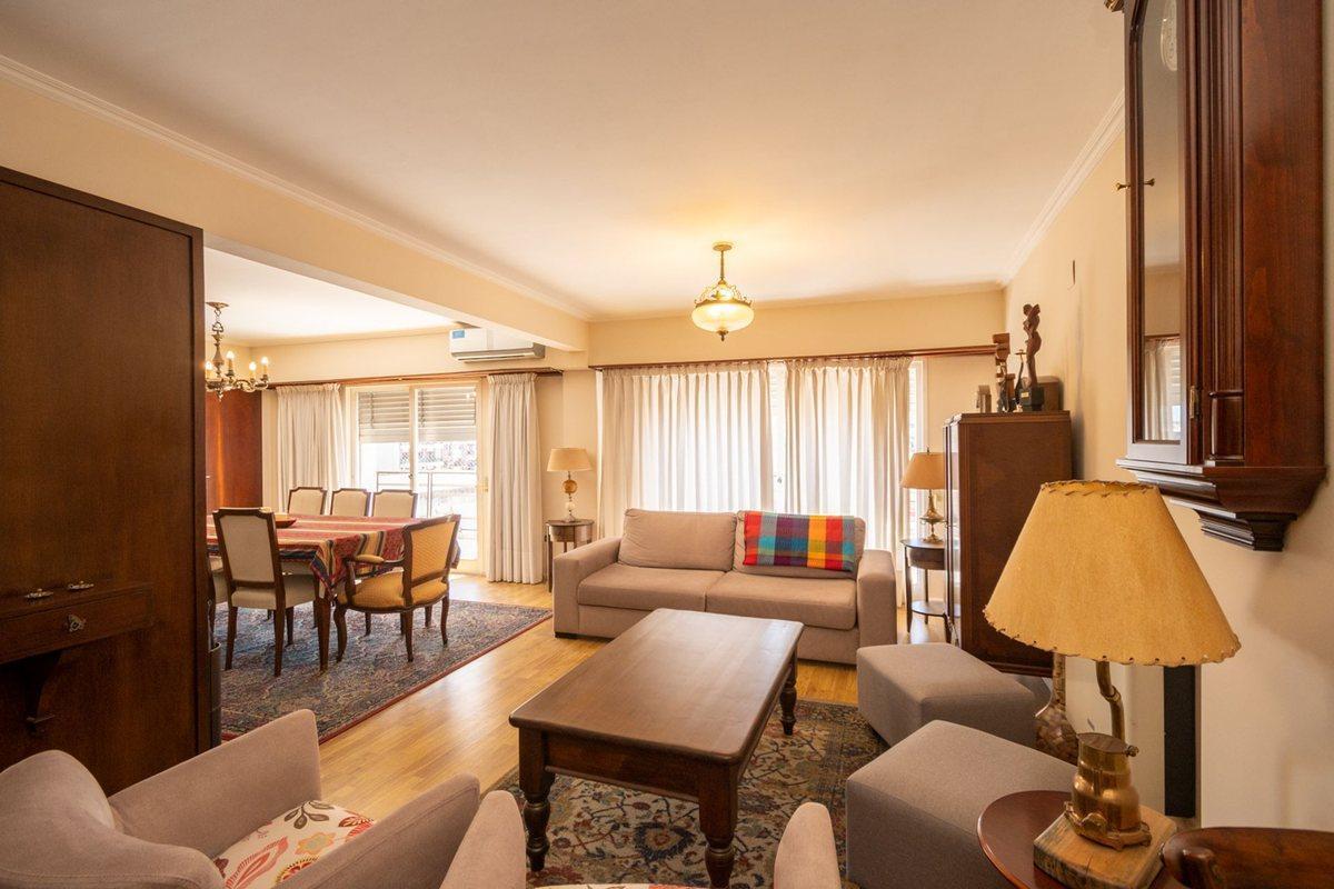 Foto de Excelente piso 3 dorm. en Venta San Jerónimo 2500, imagen 1