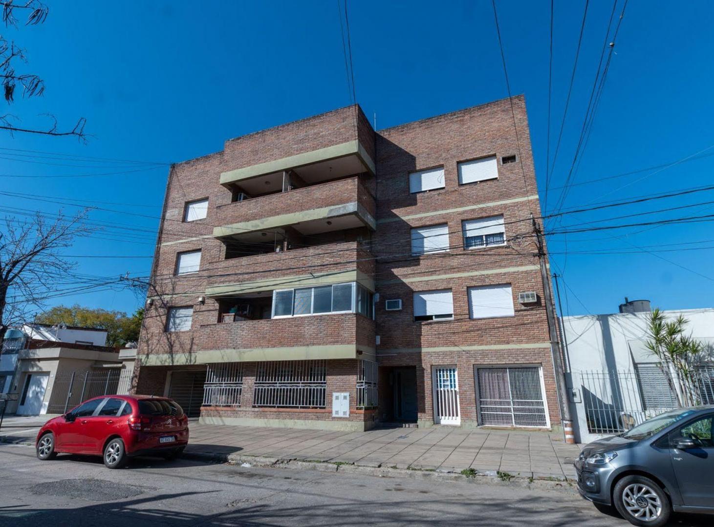 Foto de Venta Dpto 3 dorm 2do piso por escalera, imagen 1