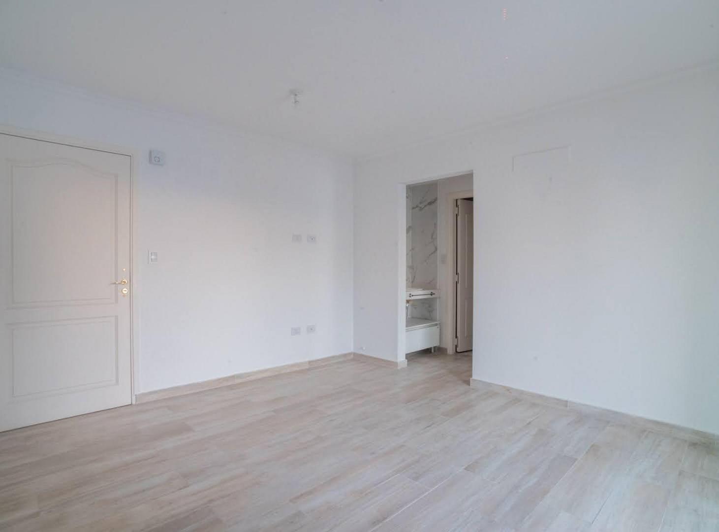 Foto de Venta Departamento de 1 dorm. con cochera Sofia IV, imagen 3