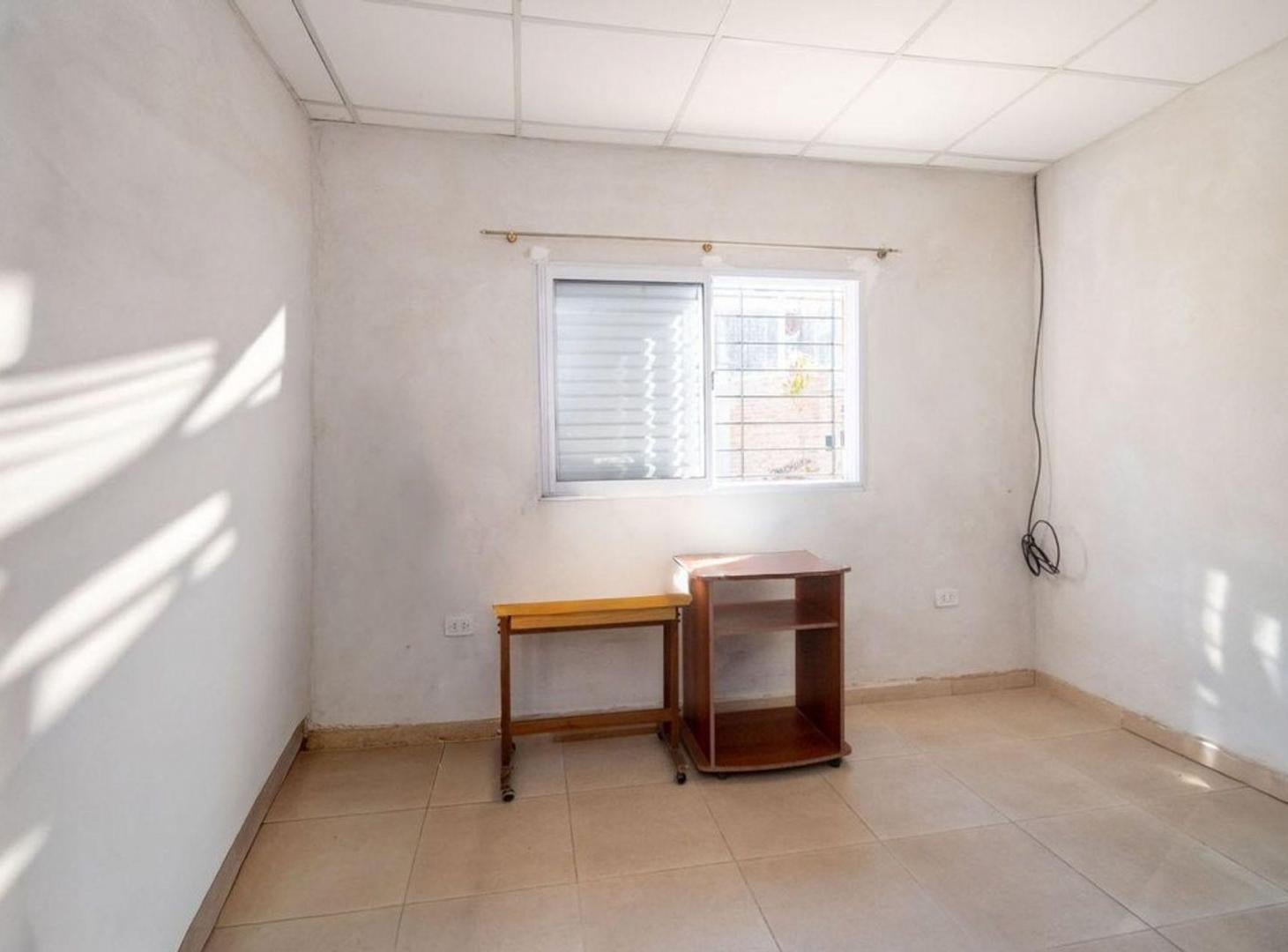 Foto de CASA DE 2 DORMITORIOS APTA CREDITO ZONA NORTE, imagen 4