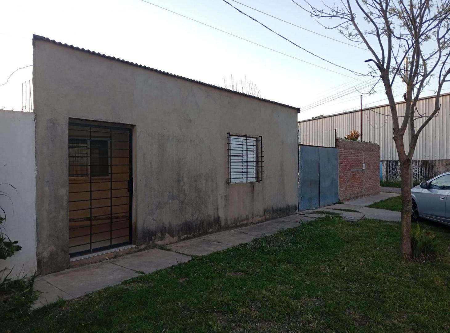 Foto de CASA DE 2 DORMITORIOS APTA CREDITO ZONA NORTE, imagen 3