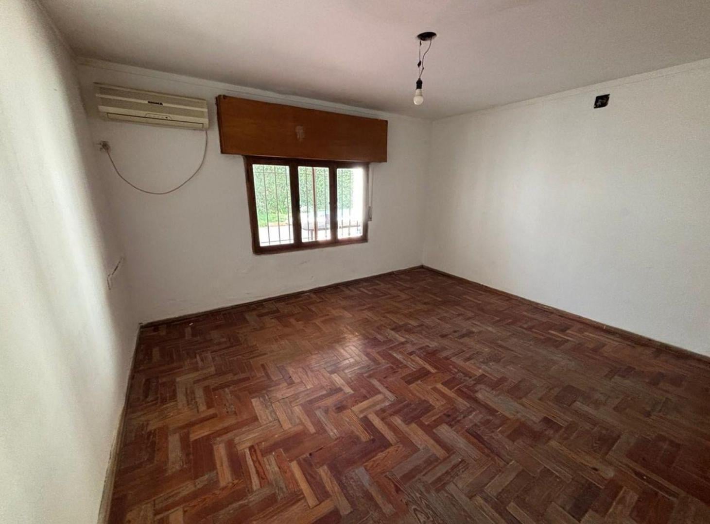 Foto de CASA DOS DORMITORIOS, COCHERA Y PILETA ZONA NORTE, imagen 3
