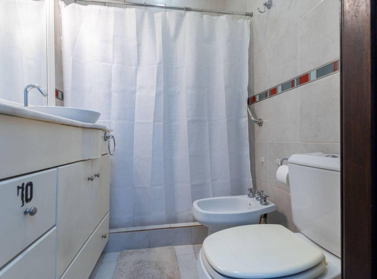 Foto de EN VENTA CASA 3 DORMITORIOS Bº FOMENTO 9 DE JULIO, imagen 5