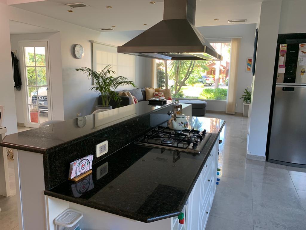 Casa en Venta Ubicado en Banco Provincia, Moreno, G. B. a. Zona Oeste 3