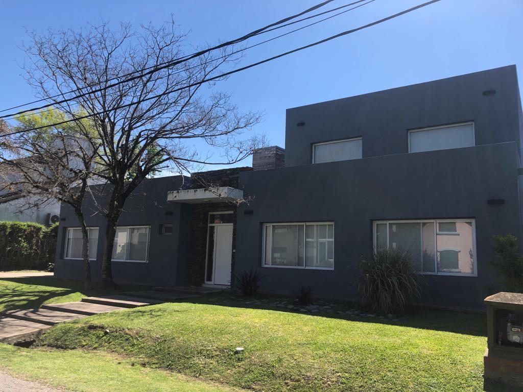 Casa en Venta Ubicado en Banco Provincia, Moreno, G. B. a. Zona Oeste 4