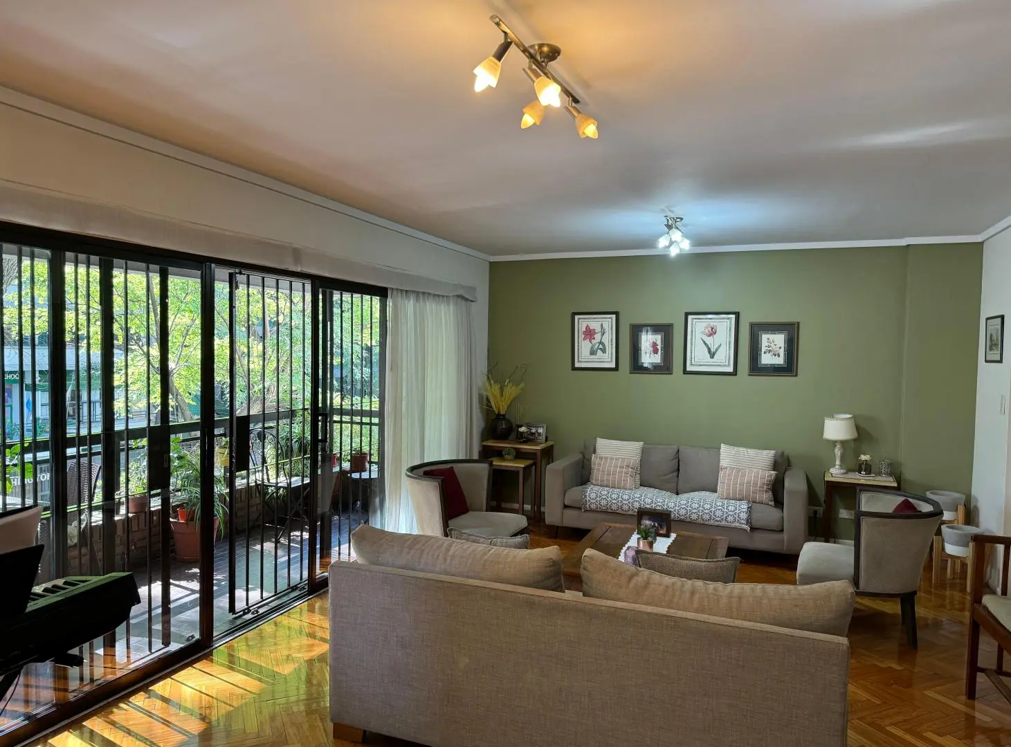 Excelente Piso de 4 Dorm. más Playroom y Dep. en Cañitas. Zona UB 4