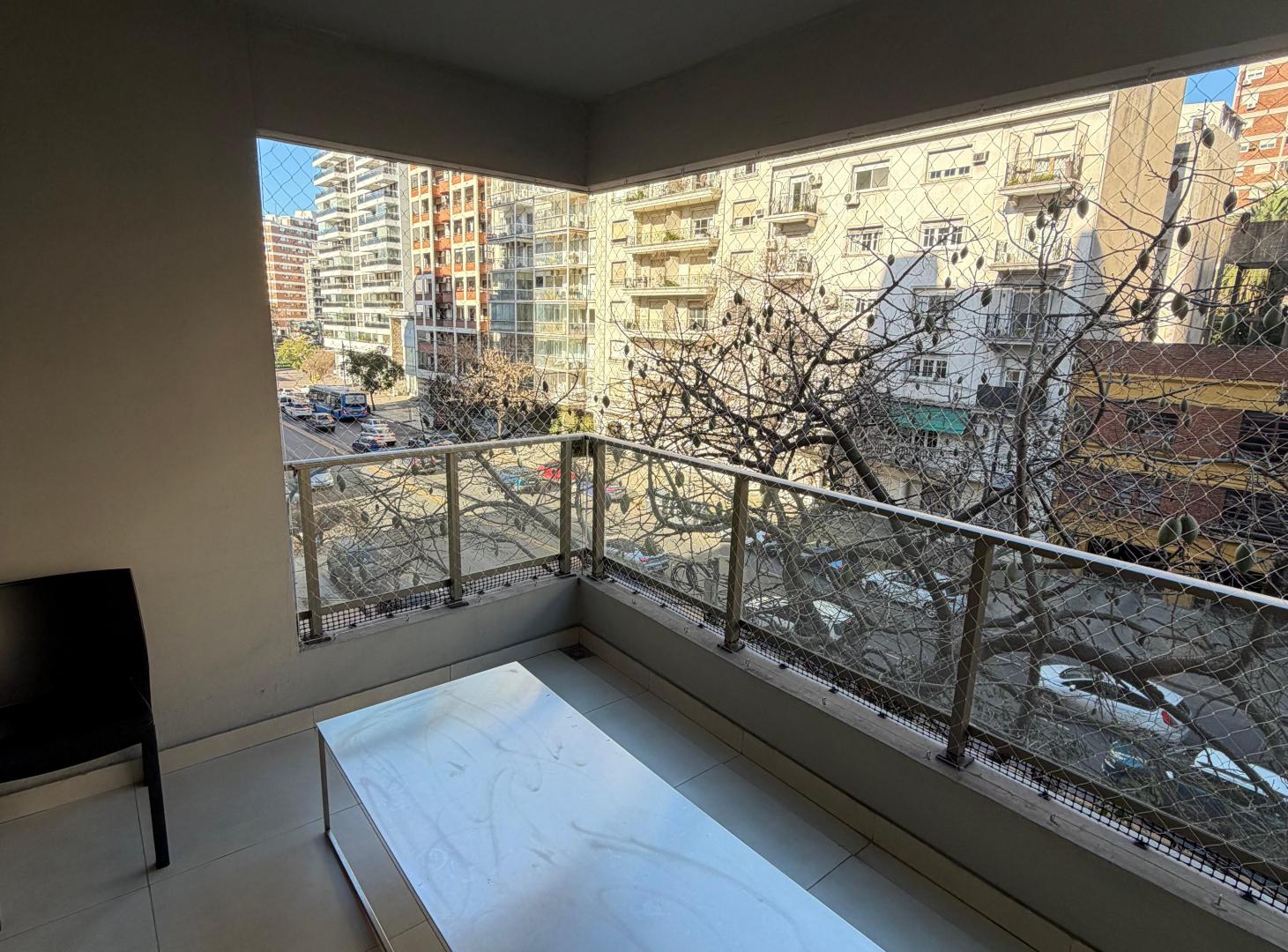 Foto de Exclusiva unidad 110 m² 2 suites, dep. serv., coch. doble, 2 bauleras, imagen 3
