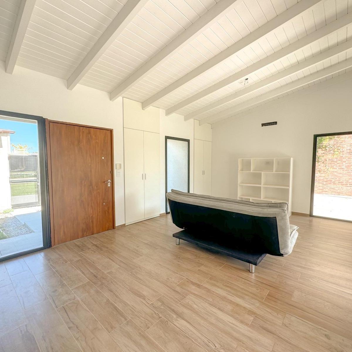 Casa 3 Dorm - Don Mateo 1
