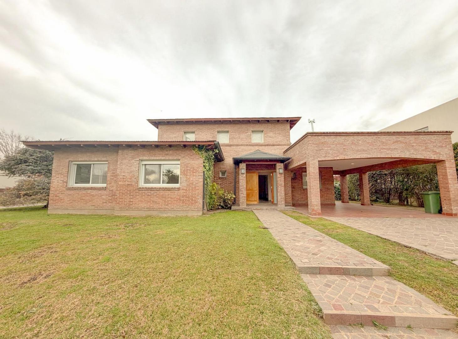 Foto de Casa 3 Dorm - Funes Hills Miraflores, imagen 1
