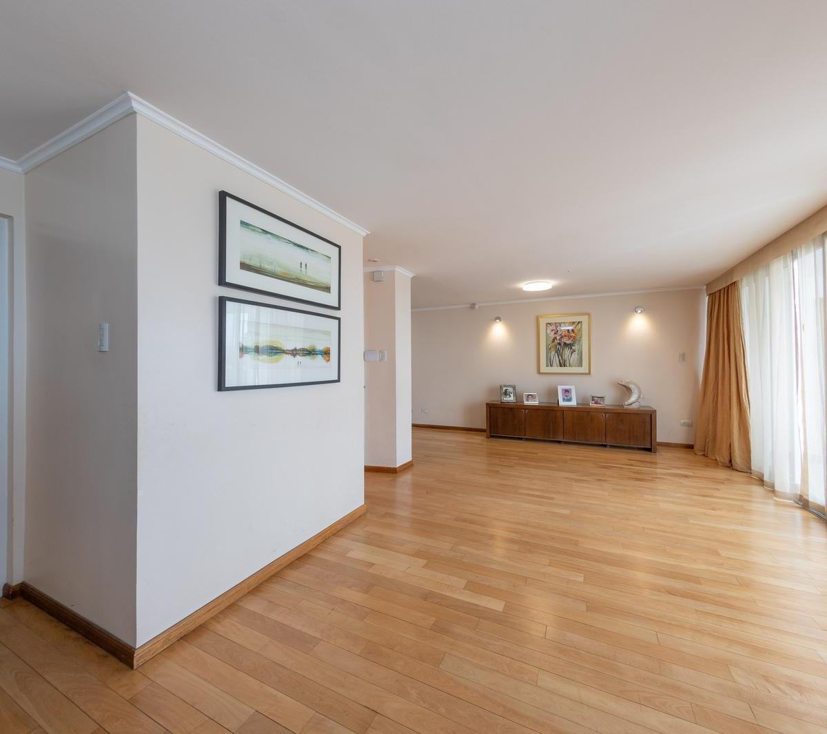 Venta Duplex - con Ascensor Exclusivo - 5 Dorm. - Dos Cocheras - Bº Martin 1