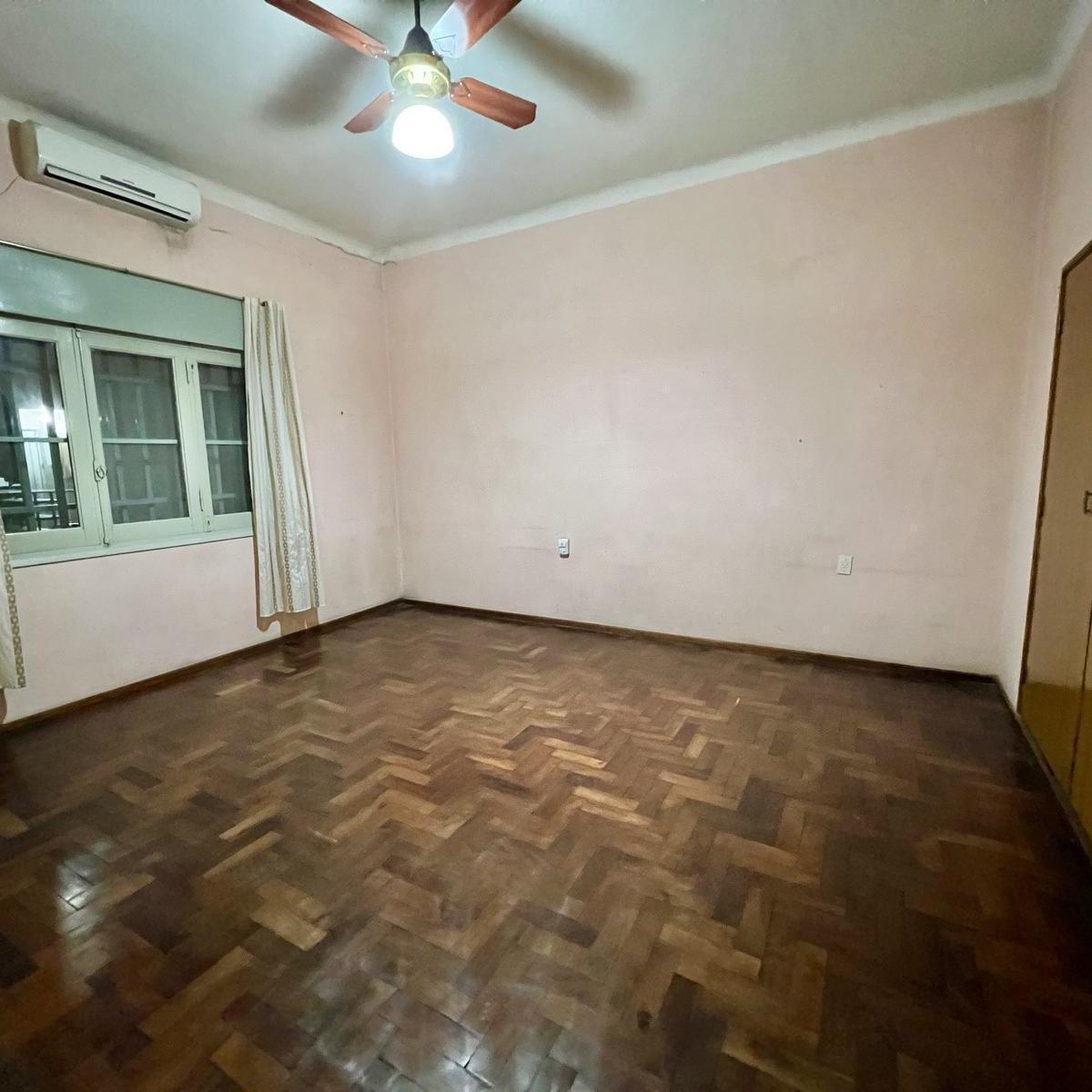 En Venta - Casa 2 Dorm. con Patio y Cochera - Fighiera 1