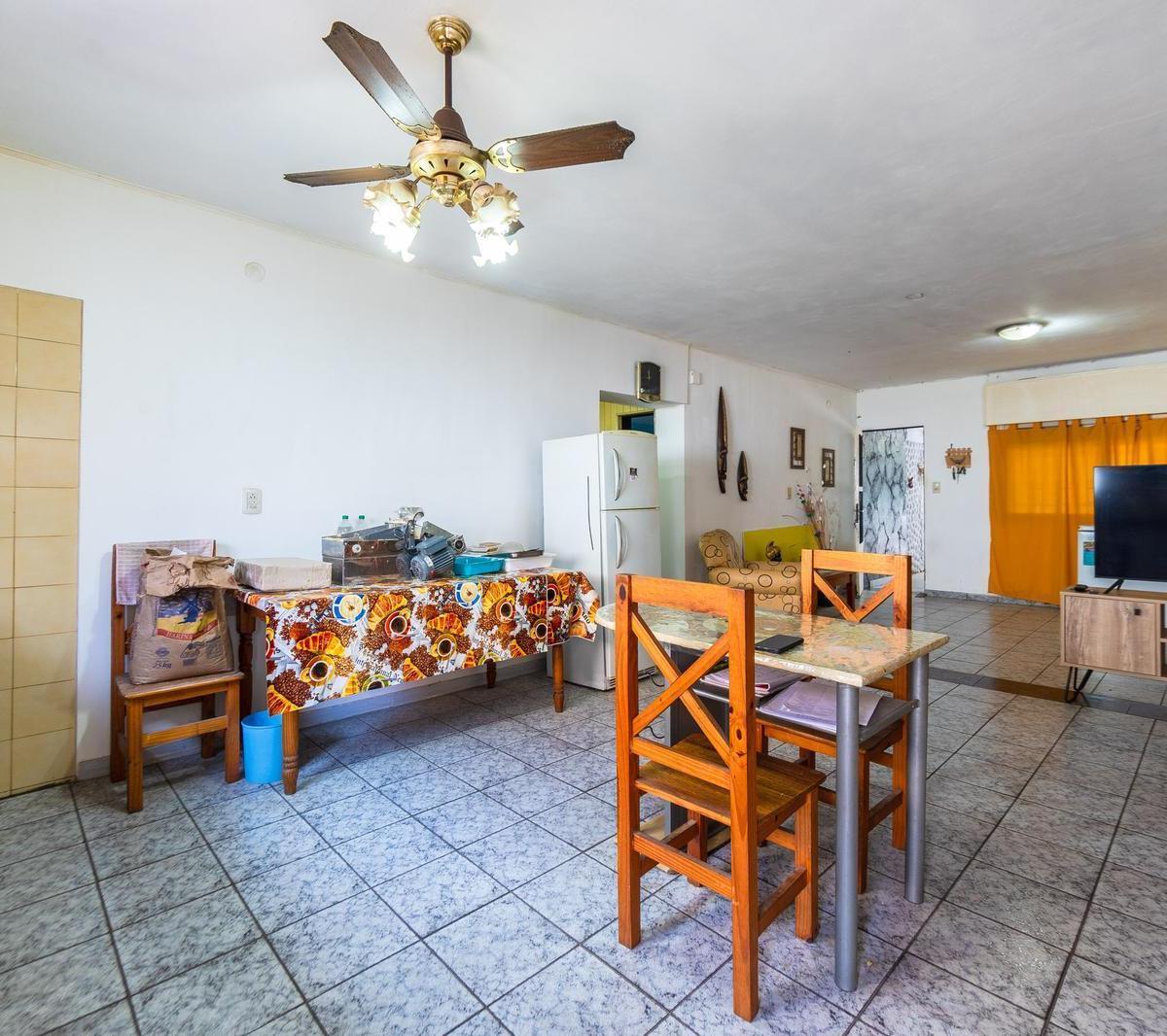 Venta - Casa Unifamiliar - Barrio Belgrano 4