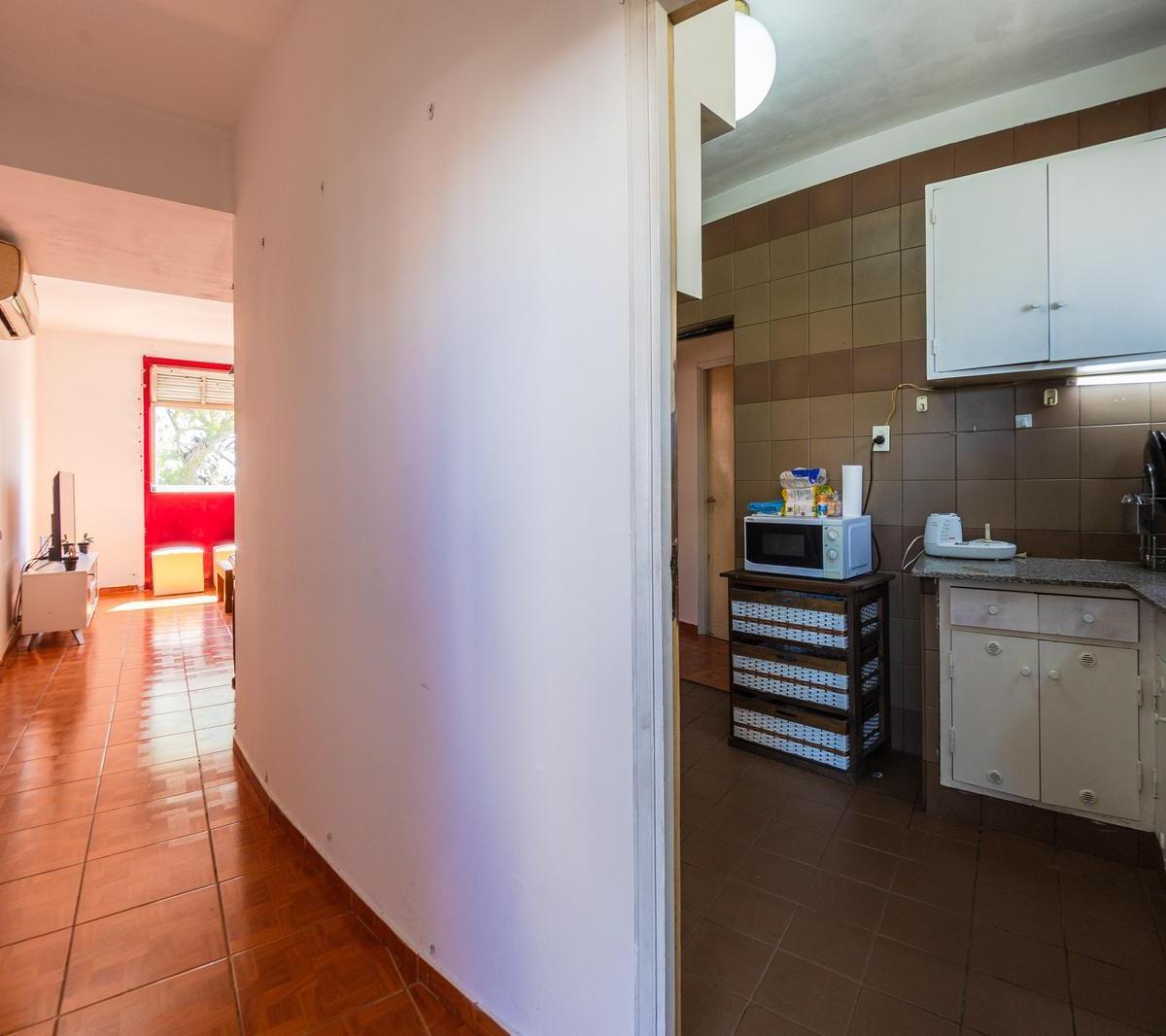 En Venta - Departamento de Cuatro Dorm. con Vista Al Río - Centro Río 5