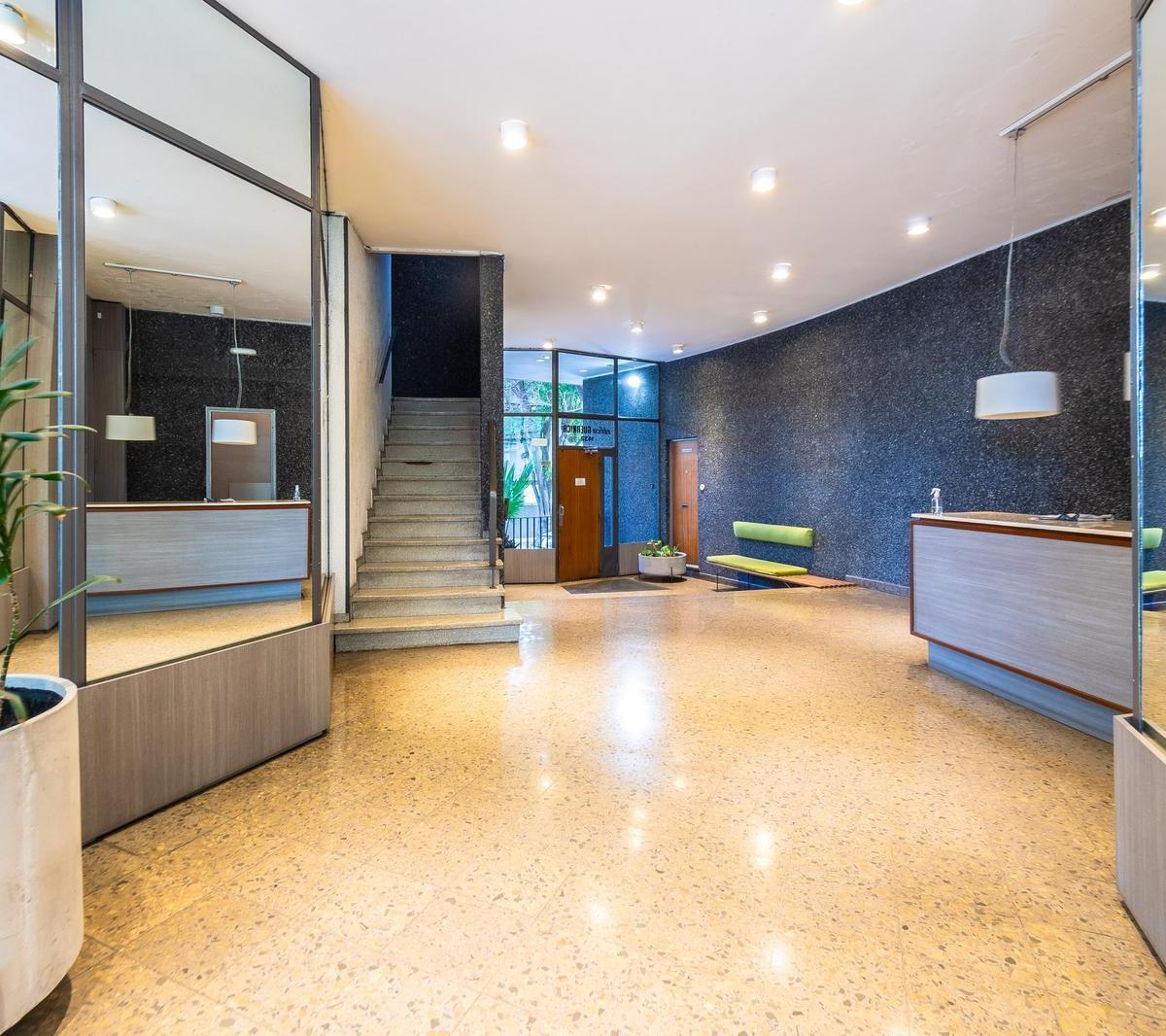 En Venta - Departamento de Cuatro Dorm. con Vista Al Río - Centro Río 3