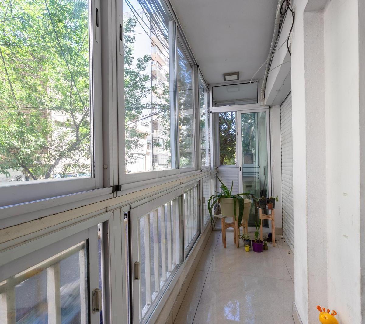 Departamento de 3 Dorm. Reciclado en Venta - Centro 5