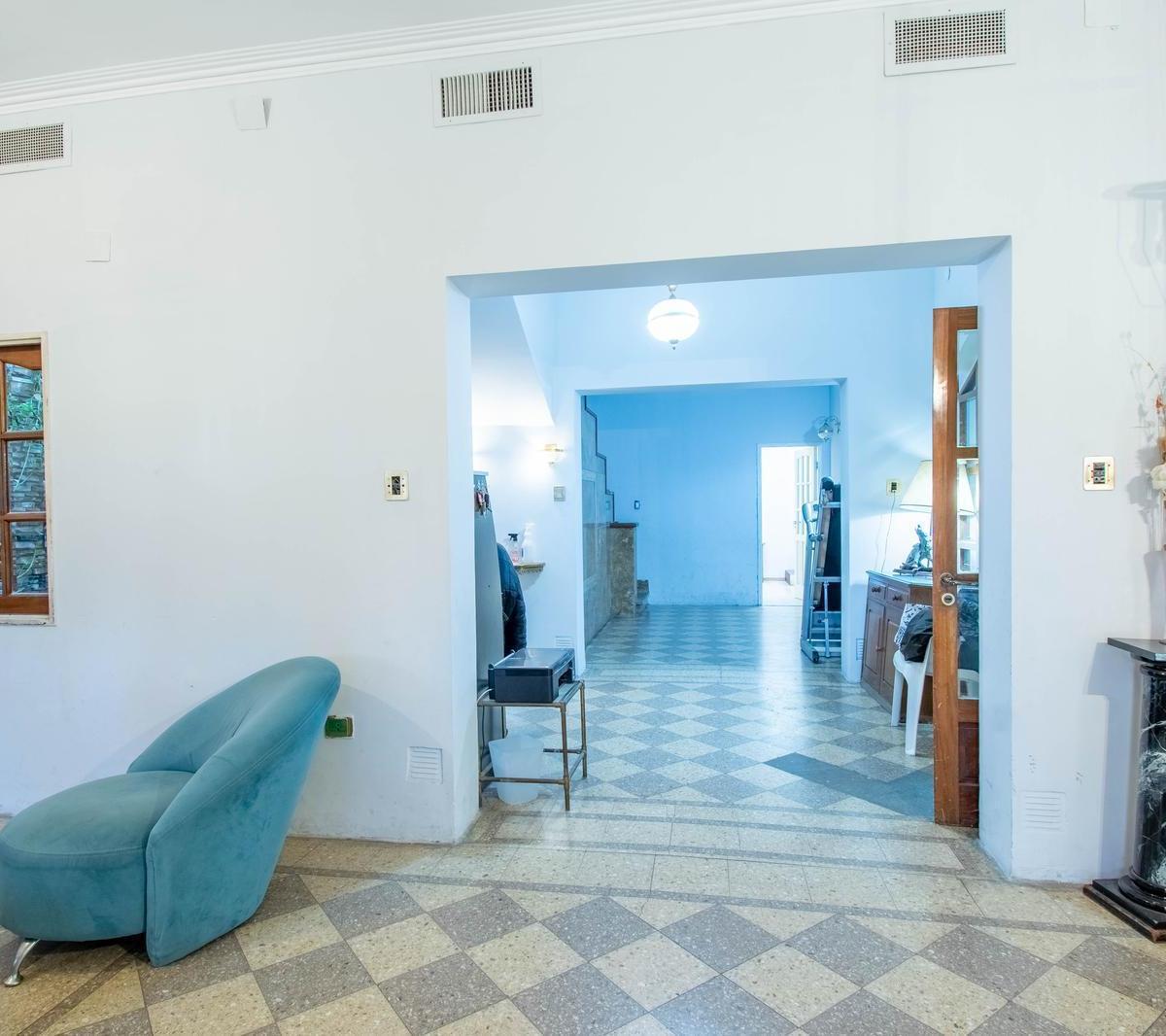 Casa en Venta Cuatro Dorm. Terraza y Cochera - Barrio Echesortu. Apta Crédito 1