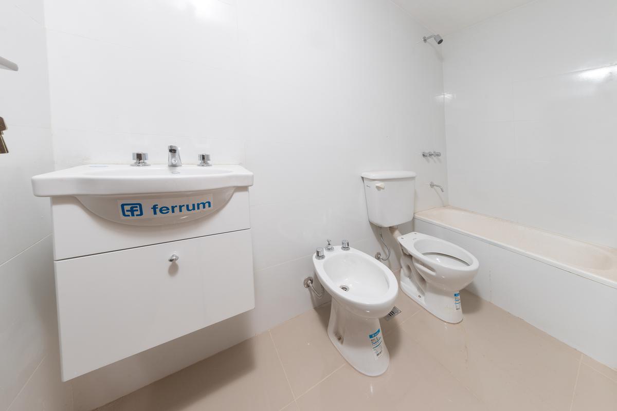 VENTA - DEPARTAMENTO UN DORMITORIO CONTRAFRENTE - TERRAZA DE USO COMÚN- BARRIO MARTIN