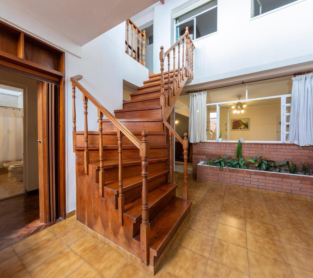 Casa Interna Unica en Venta - 4 Dorm. - Zona Centro 2
