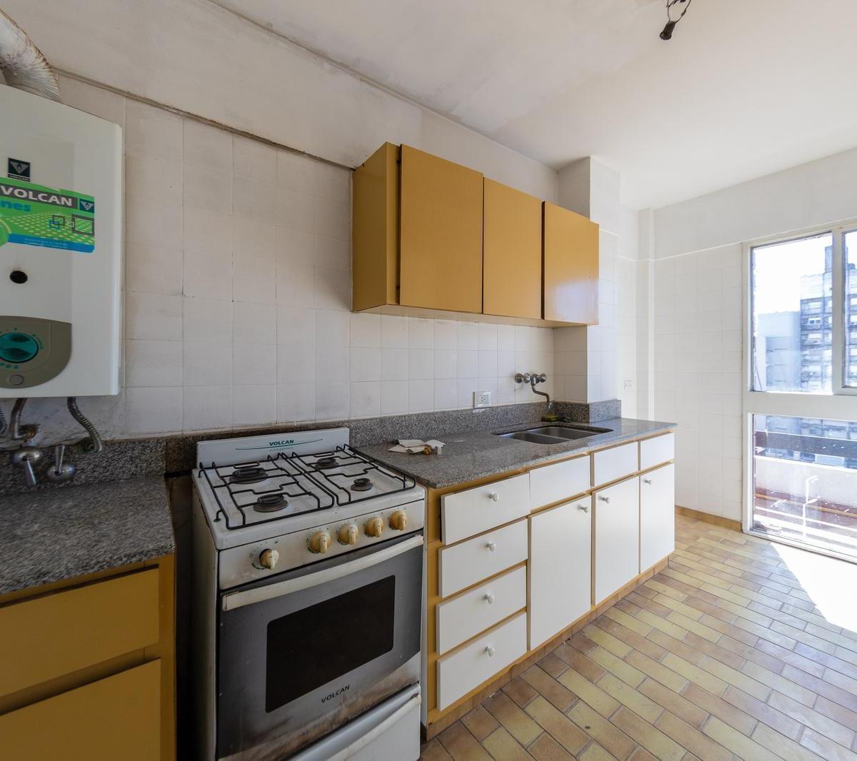 En Venta - Departamento de Dos Dorm. Piso Exclusivo - Barrio Martin 2
