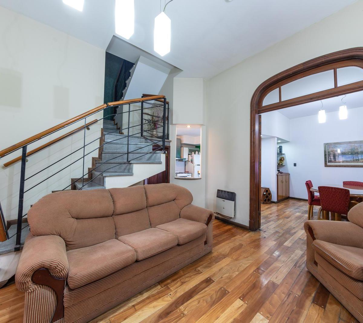 Foto de VENTA - CASA 3/4 DORMITORIOS CON TERRAZA Y PARRILLERO - ZONA RÍO, imagen 5