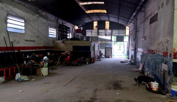 Venta - Galpon con Casa de 2 Dorm. - Bella Vista 5