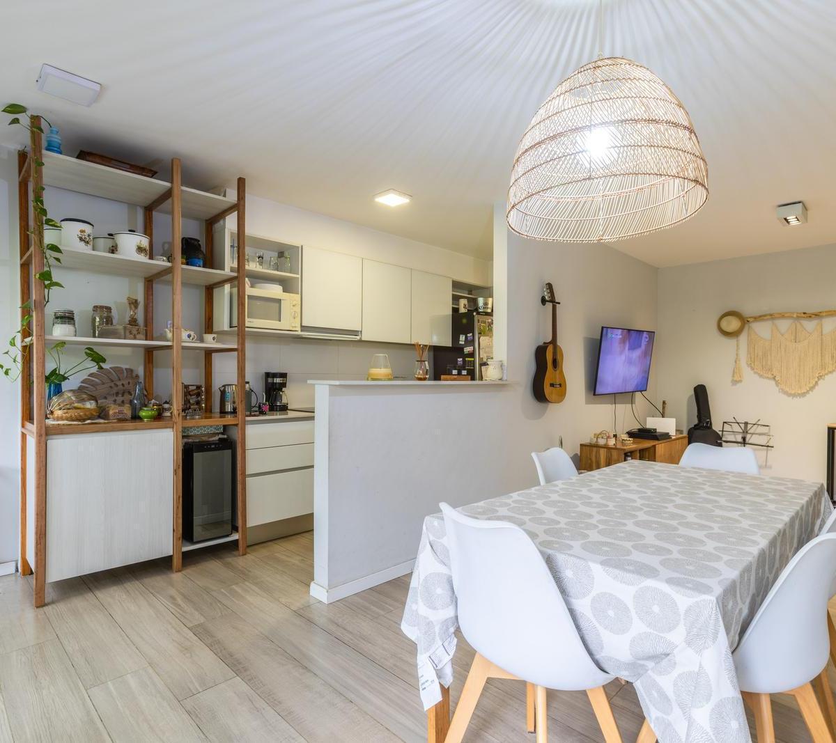 Venta - Departamento Dos Dorm. - Cochera - Condo Refine 2