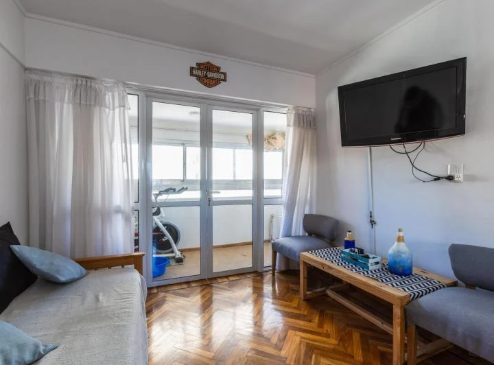 VENTA - DEPARTAMENTO DOS DORMITORIOS - ZONA RÍO 2