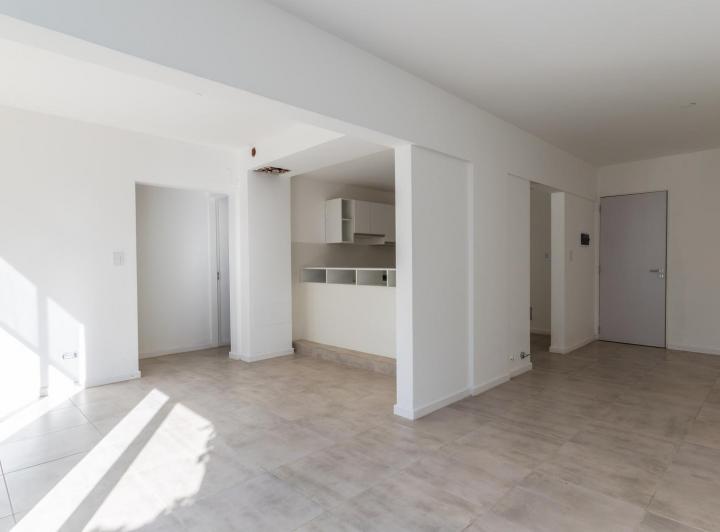 VENTA DEPARTAMENTO 2 DORMITORIOS CON PATIO - REFINERIA 2