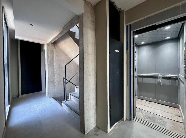 VENTA-DEPARTAMENTO 2 DORMITORIOS Y TERRAZA EXCLUSIVA A ESTRENAR - REFINERIA 1