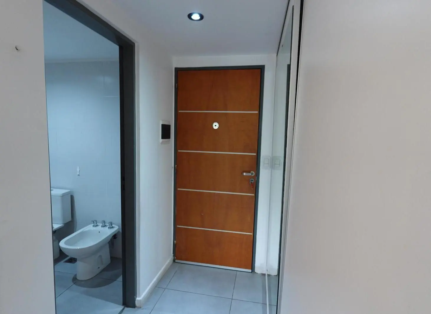 VENTA - MONOAMBIENTE CON BALCON - REFINERIA 3