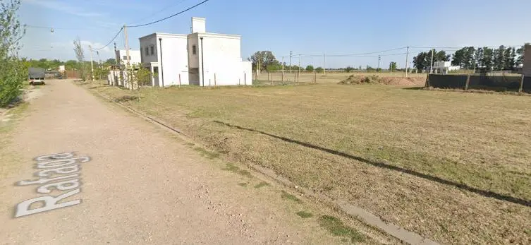 EN VENTA - LOTE BARRIO EL MOLINO - ROLDAN 3