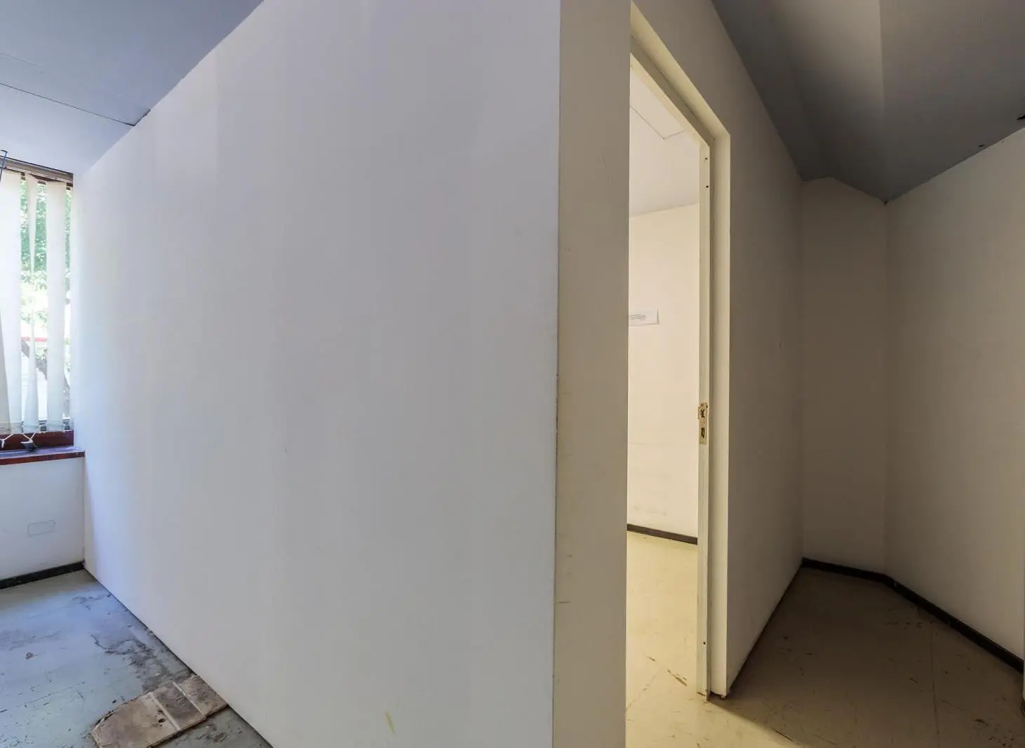 VENTA/ALQUILER - OFICINA EN TRES PLANTAS - BARRIO MARTIN 5