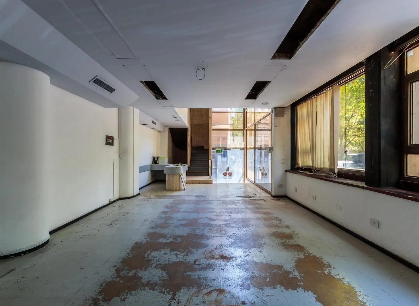 VENTA/ALQUILER - OFICINA EN TRES PLANTAS - BARRIO MARTIN 1