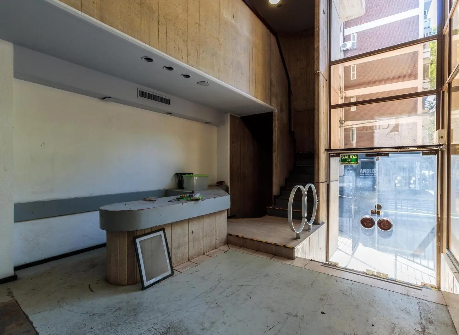 VENTA/ALQUILER - OFICINA EN TRES PLANTAS - BARRIO MARTIN 3