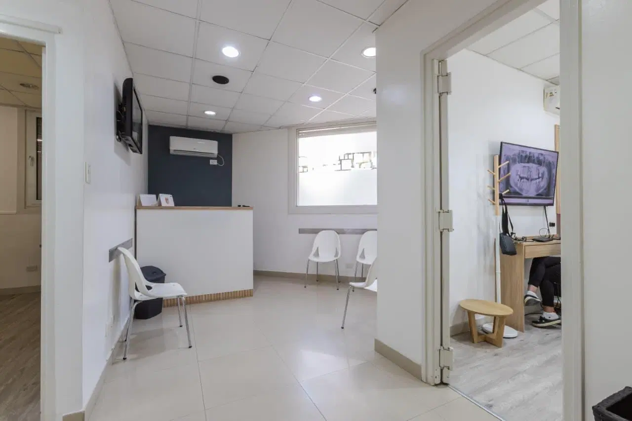 VENTA - DEPARTAMENTO/CONSULTORIO 2 DORMITORIOS - CENTRO 3