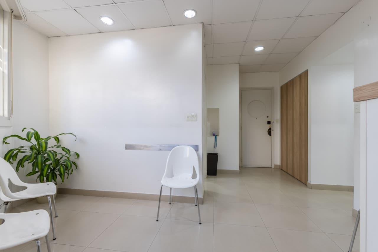 VENTA - DEPARTAMENTO/CONSULTORIO 2 DORMITORIOS - CENTRO