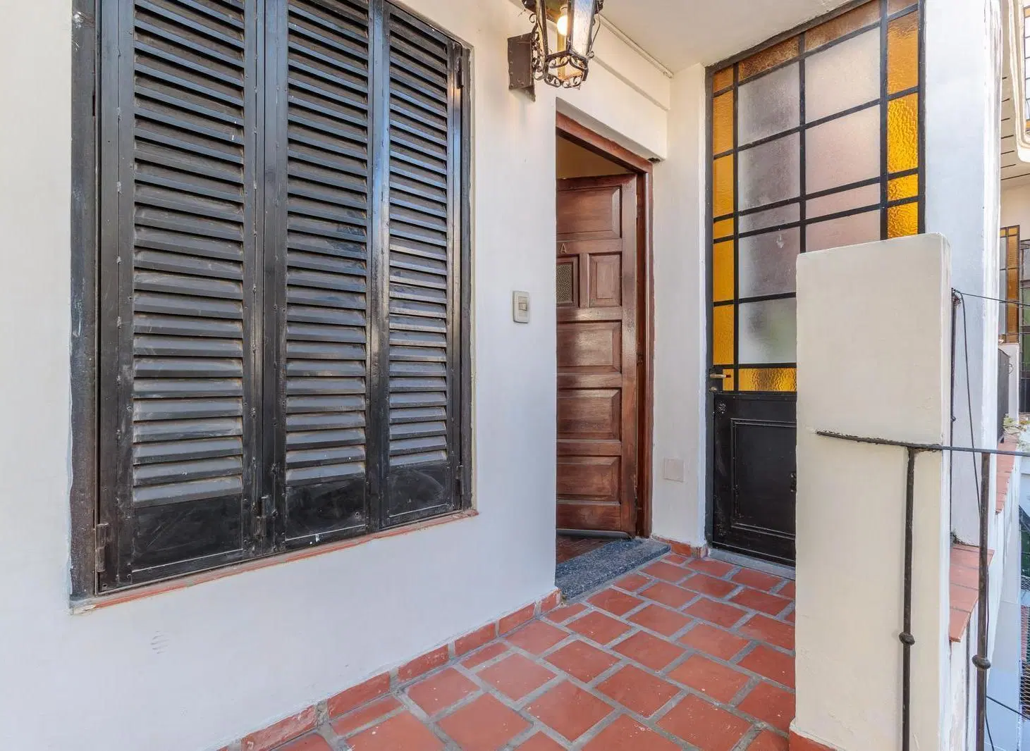 VENTA-CASA DE PASILLO APTA CREDITO-CENTRO. 1