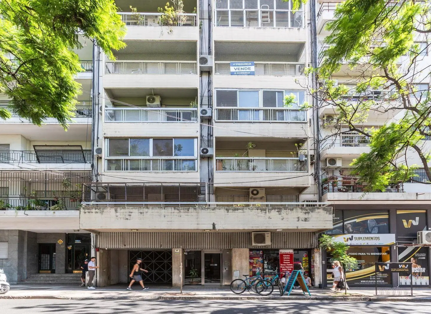 DEPARTAMENTO DE 1 DORMITORIO EN VENTA BARRIO CENTRO 3