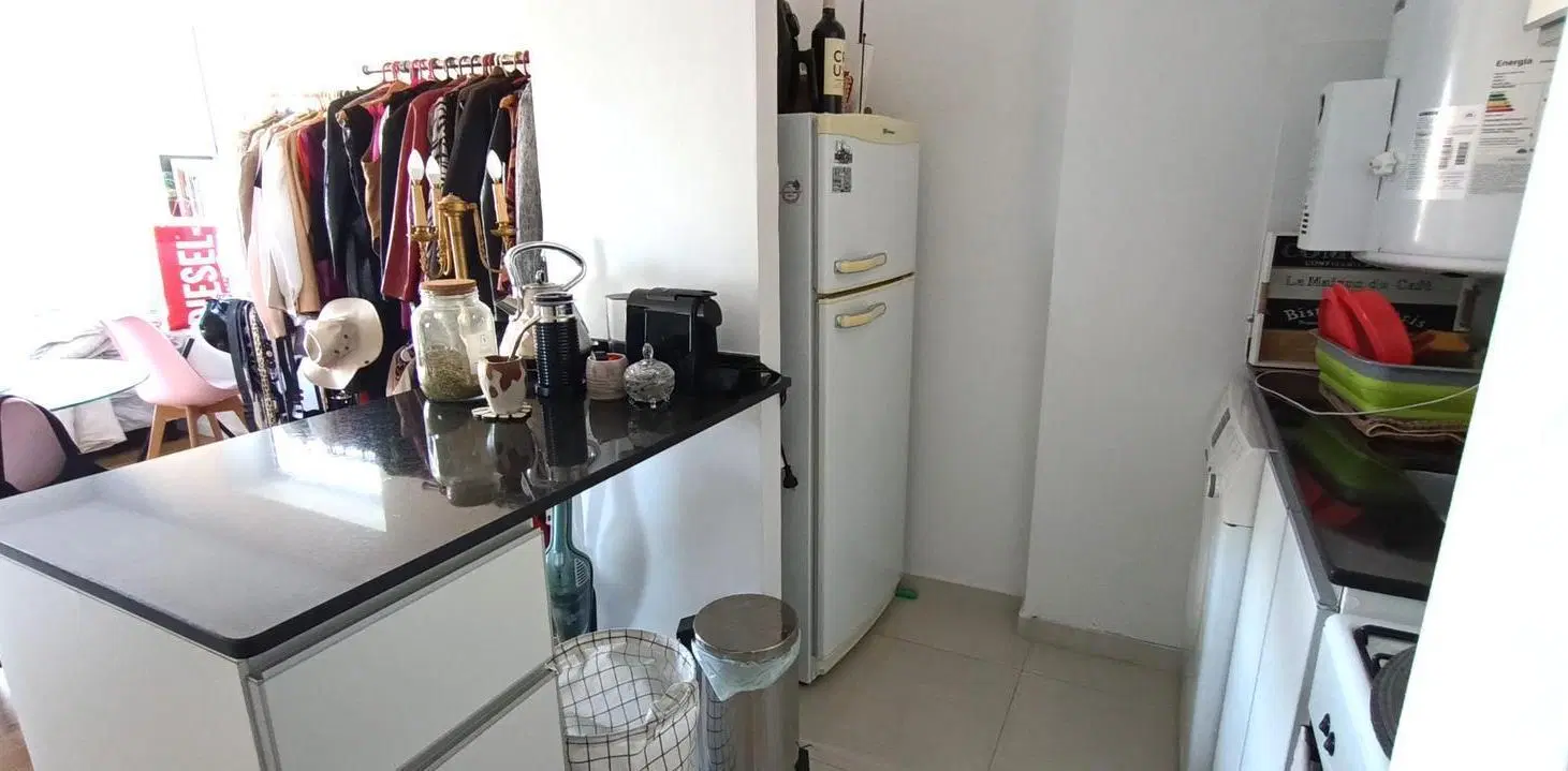 VENTA DEPARTAMENTO MONOAMBIENTE. BALCON. MARTIN 4