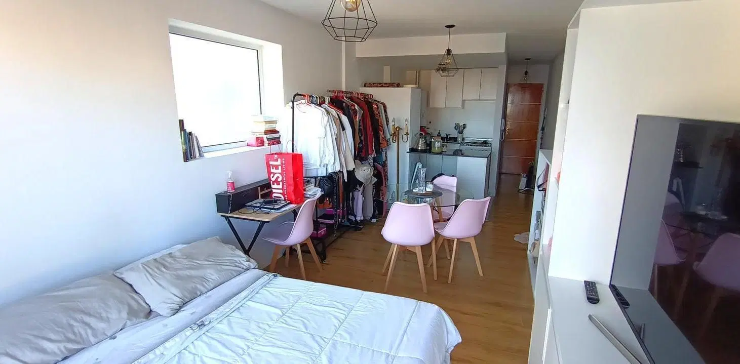 VENTA DEPARTAMENTO MONOAMBIENTE. BALCON. MARTIN 1