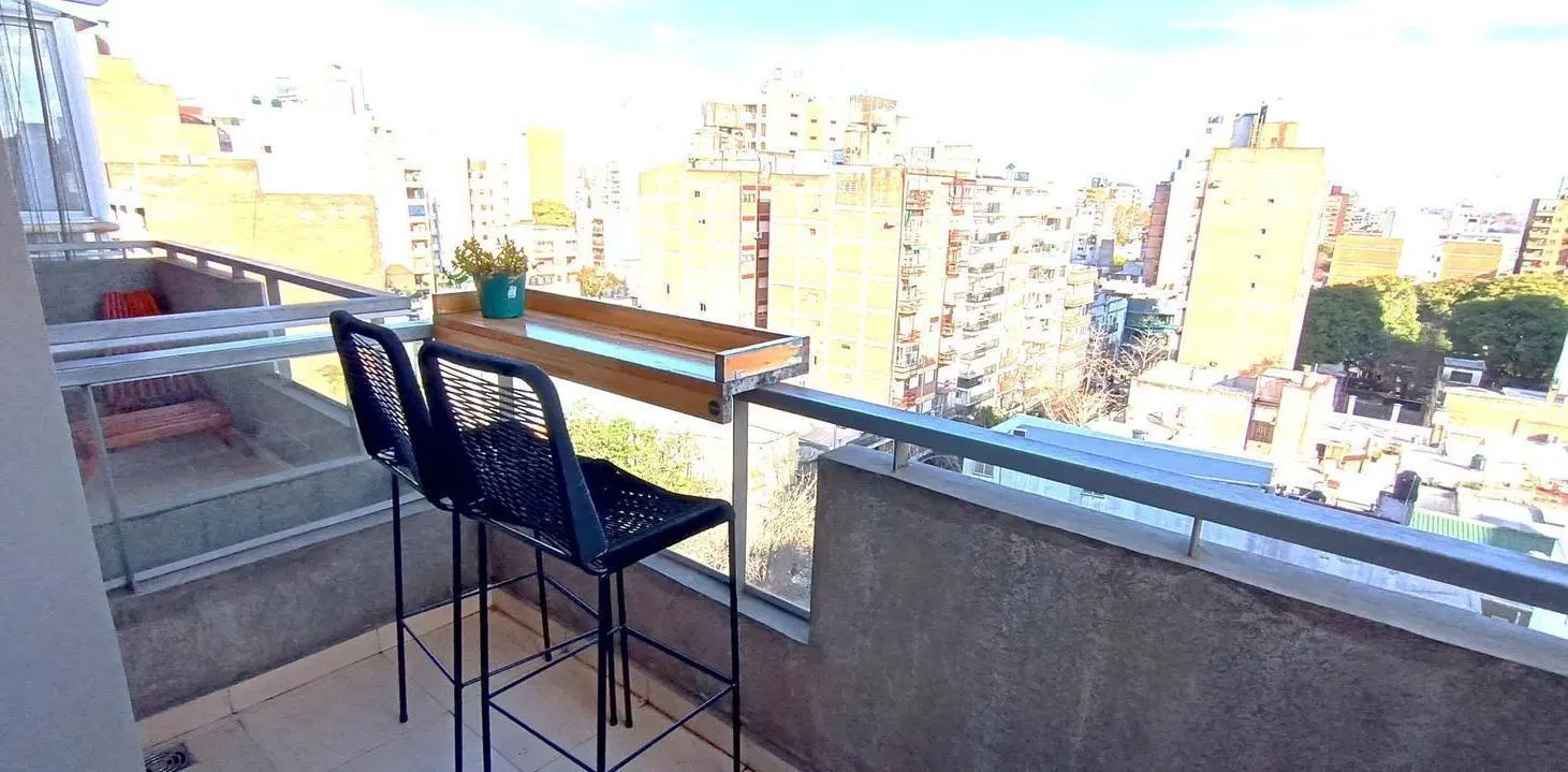VENTA DEPARTAMENTO MONOAMBIENTE. BALCON. MARTIN 8