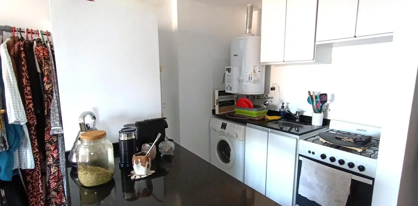 VENTA DEPARTAMENTO MONOAMBIENTE. BALCON. MARTIN 5