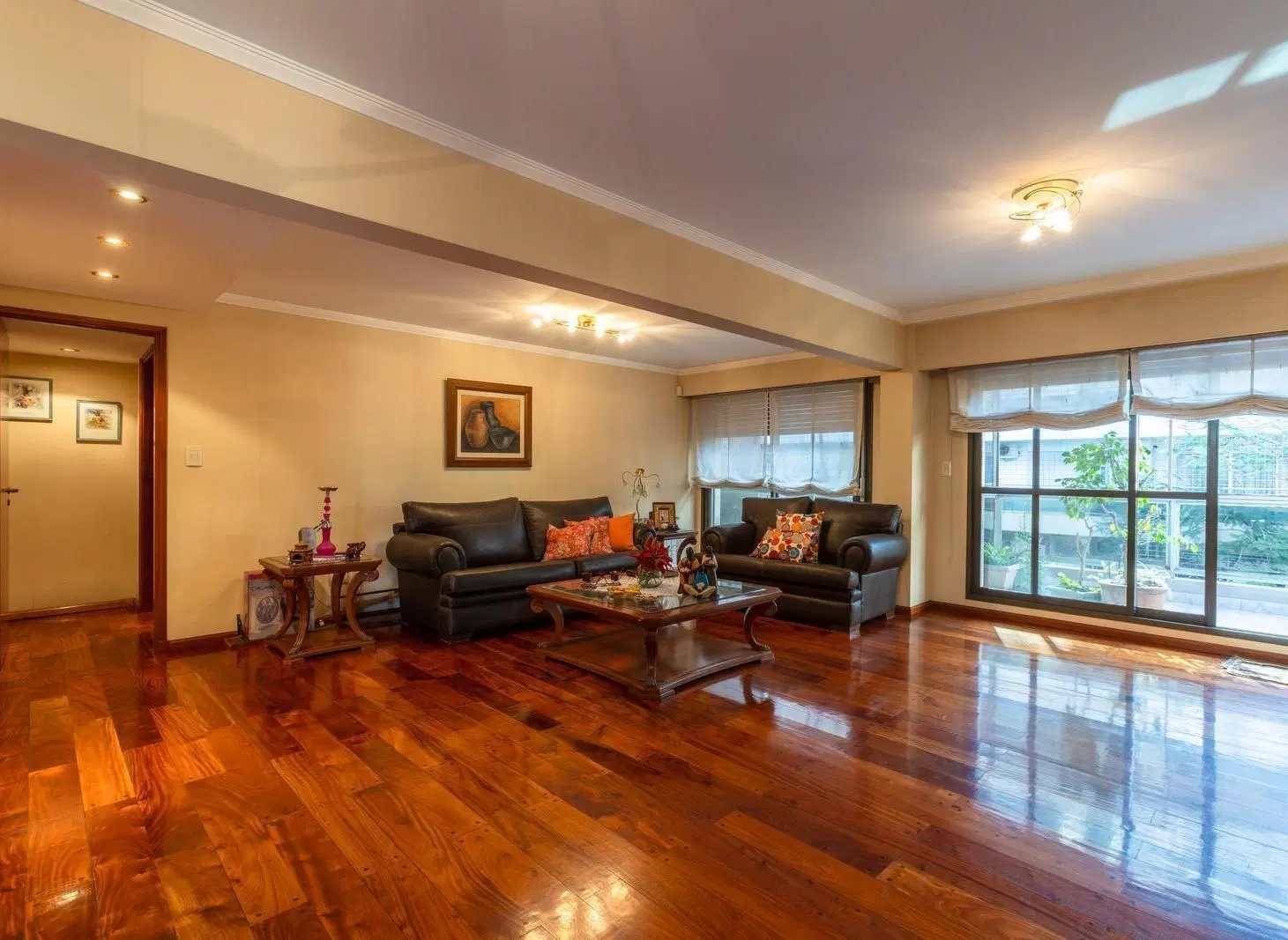 VENTA DEPARTAMENTO PISO EXCLUSIVO TRES DORMITORIOS CON COCHERA Y BAULERA EN CENTRO RIO 1