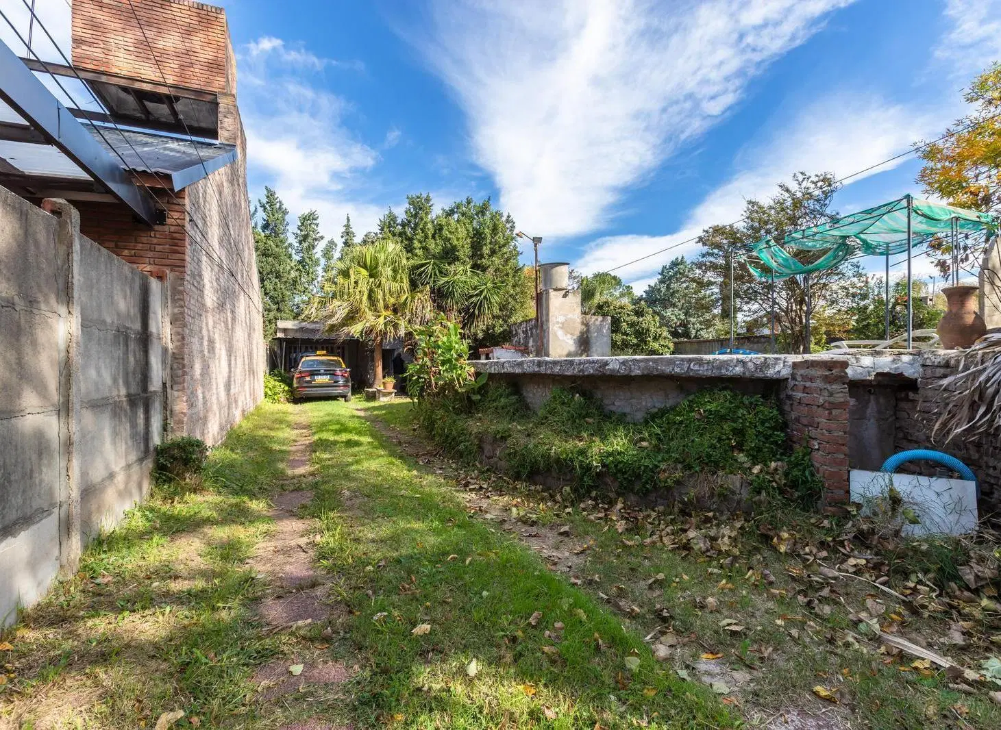 CASA EN VENTA DE 2 DORMITORIOS EN VENTA CON PISCINA FUNES 3
