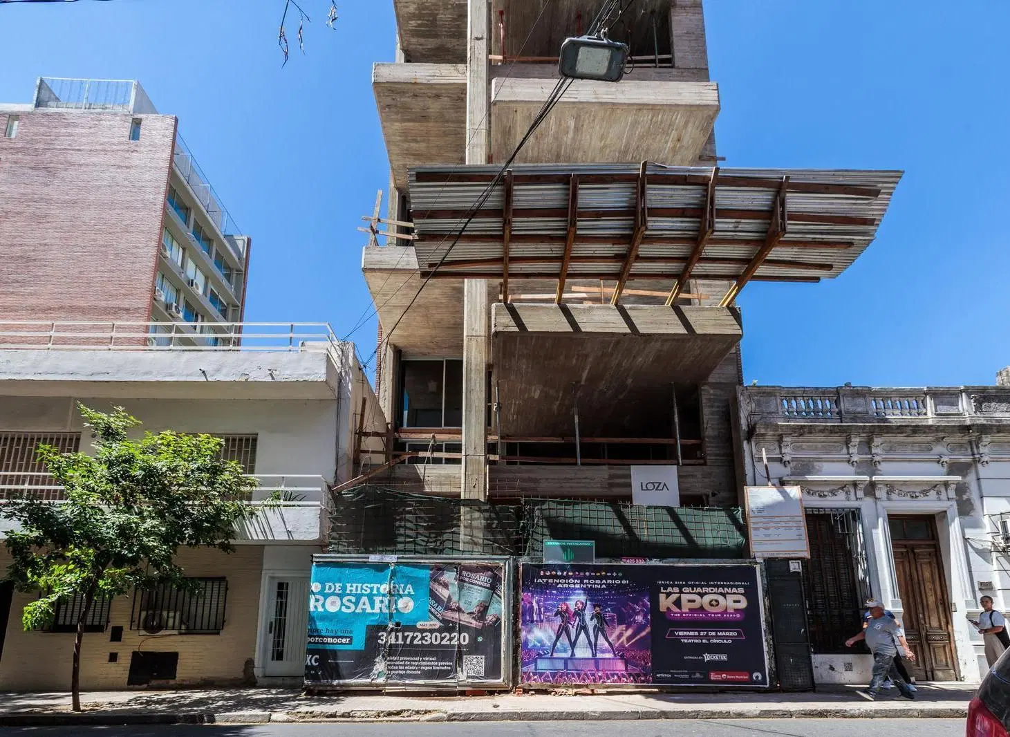 DEPARTAMENTO DE 3 DORMITORIOS EN VENTA BARRIO CENTRO 2