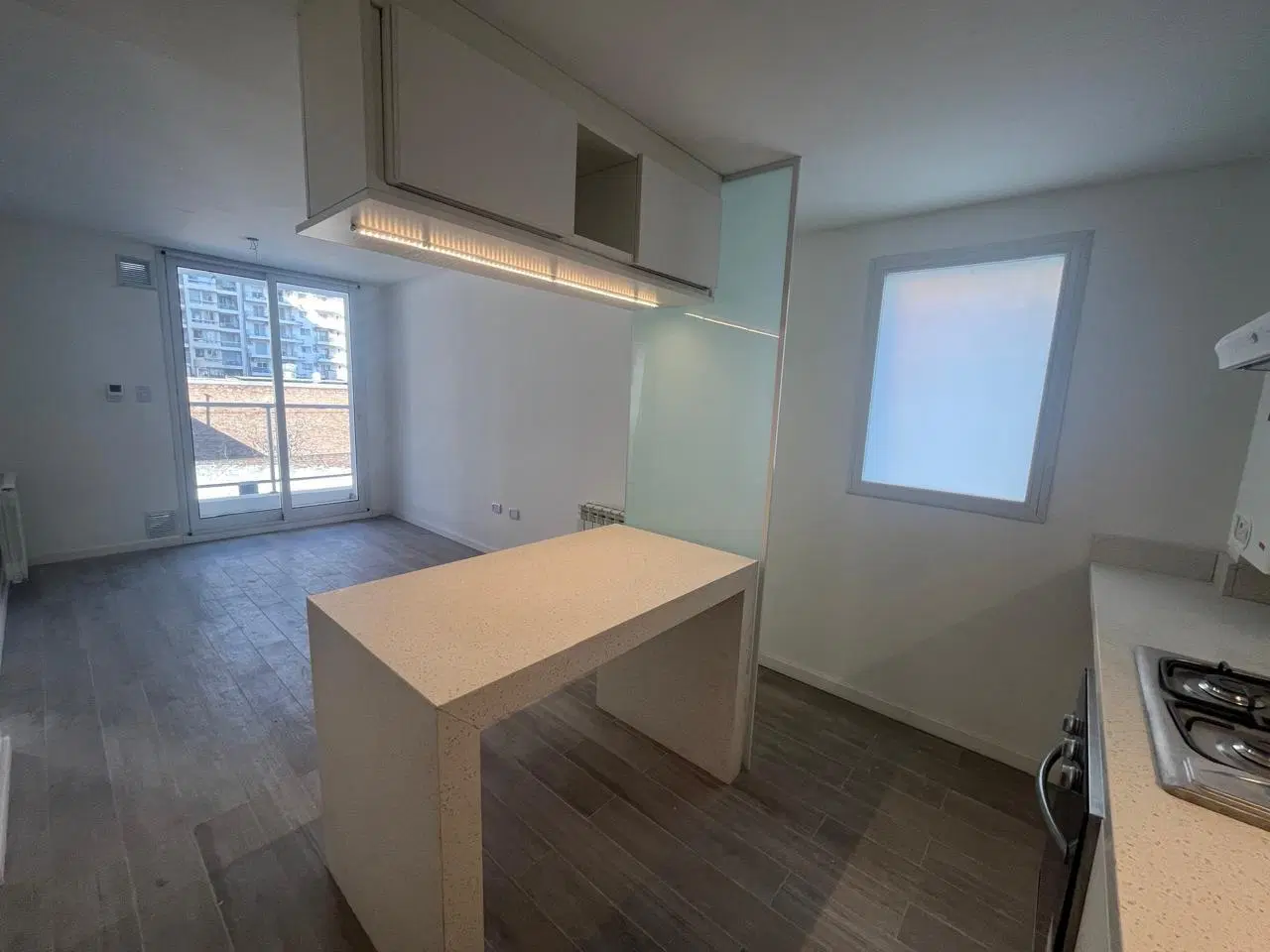 EN VENTA - DEPARTAMENTO 1 DORMITORIOS CON SUM/PARRILLERO - CENTRO 4