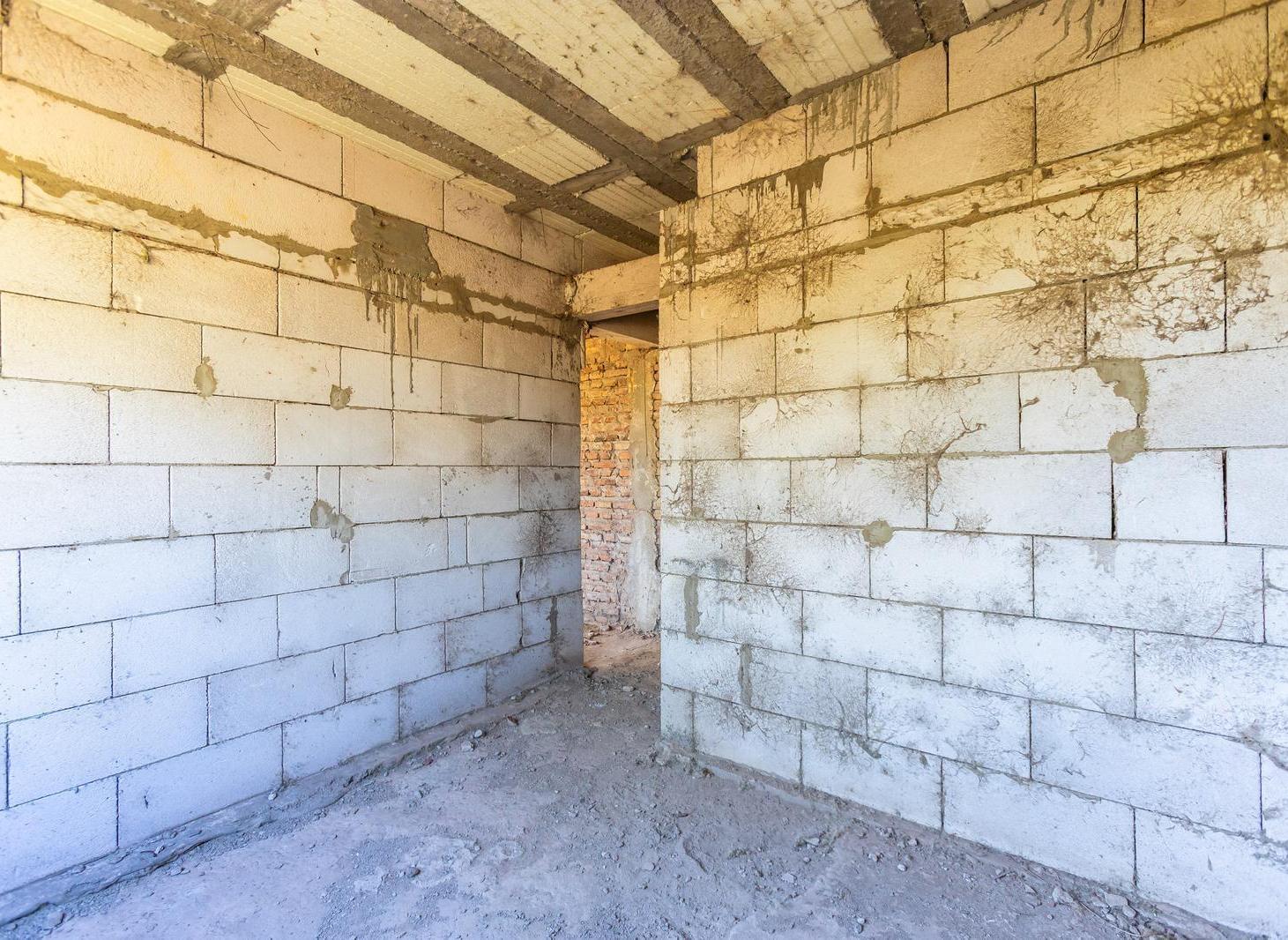 Foto de VENTA - CASA A TERMINAR DE 190M2 CONSTRUIDOS Y 330M2 DE LOTE - BARRIO, imagen 5