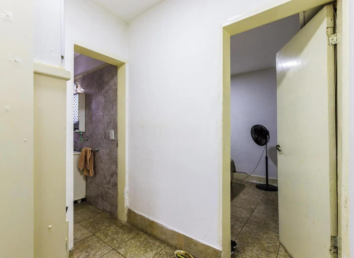 CASA EN VENTA DE 1 DORMITORIO EN PLANTA BAJA - BARRIO PICHINCHA ROSARIO 8